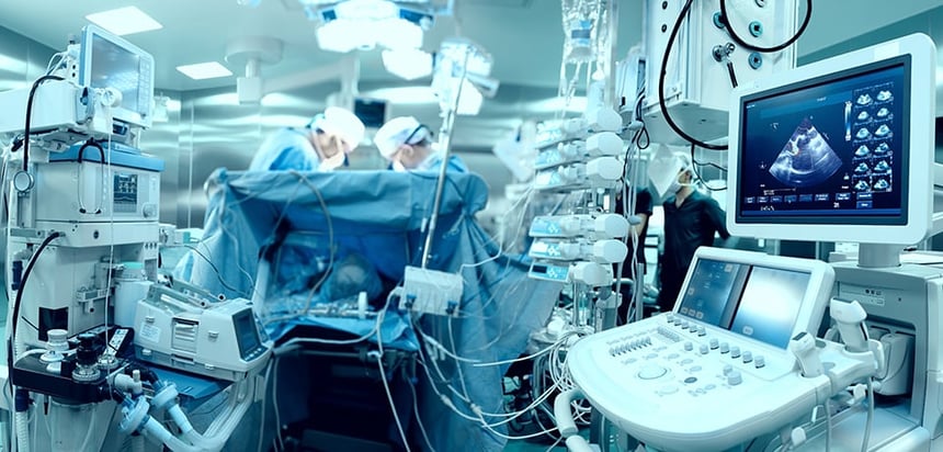 AdobeStock_76406533_bearbeitet_SHE_Blog_Besondere Anforderungen an die Softwareentwicklung im Medizinbereich_960x460px